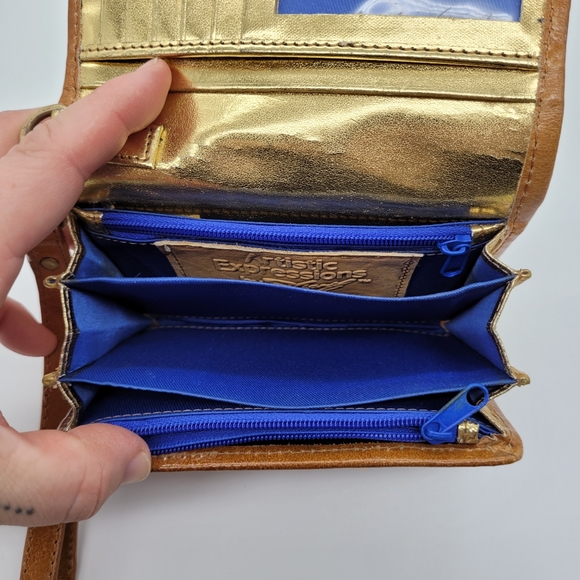 SHARIF | Artistic Expressions leather hand painted maple leaf floral wallet - Picture 4 of 11